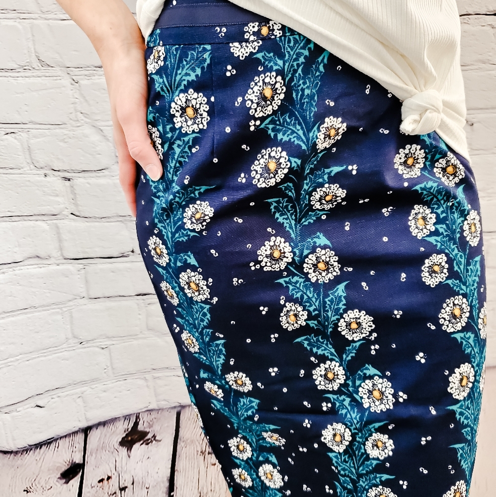 Floral print pencil skirt